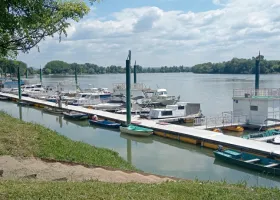 Izlet u Nautičko selo Biser – šetnja uz reku i priroda blizu Beograda